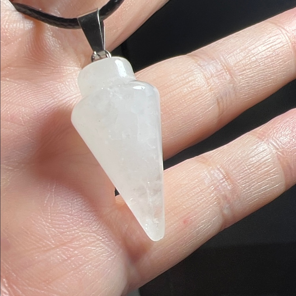 Clear Quartz Point Pendant Necklace - White Crystal Jewelry